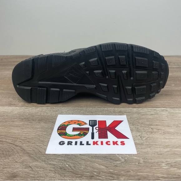 Nike Huarache Run GS Big Kids 654275-016 Black Running Shoes Youth Sizes - Picture 3 of 5